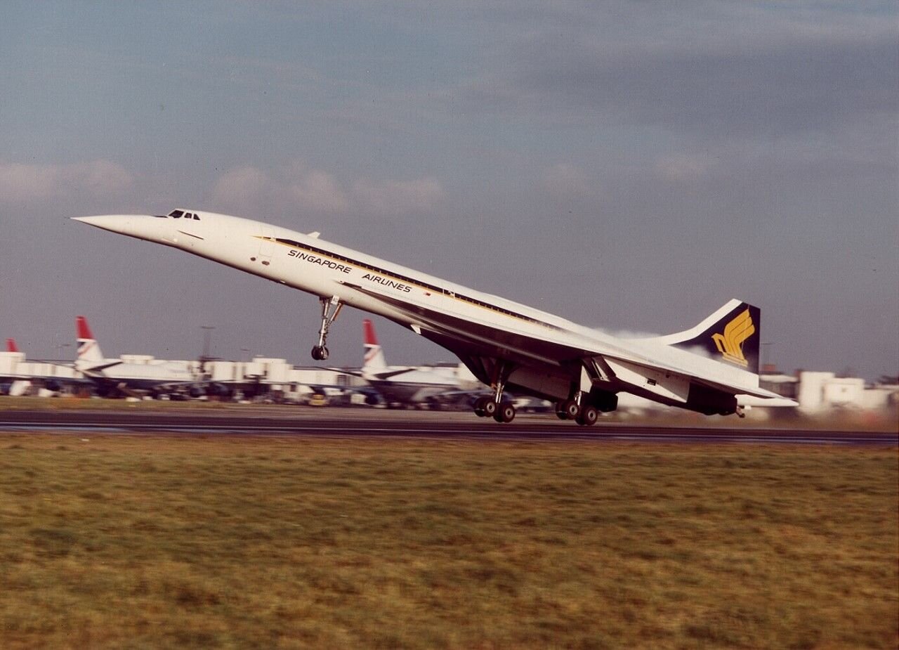 1972: The beautiful Concorde arrives in Singapore as a jointly operated aircraft of Singapore Airlines and British Airways