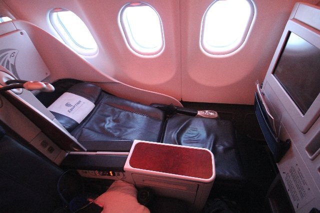 Angle-flat sleeping set up (Photo: Travelcodex)