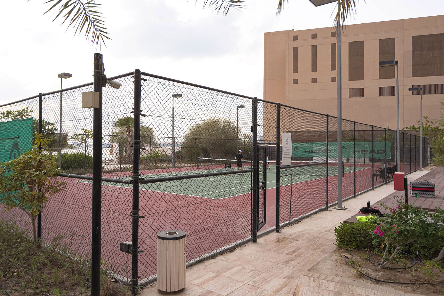  The tennis court 