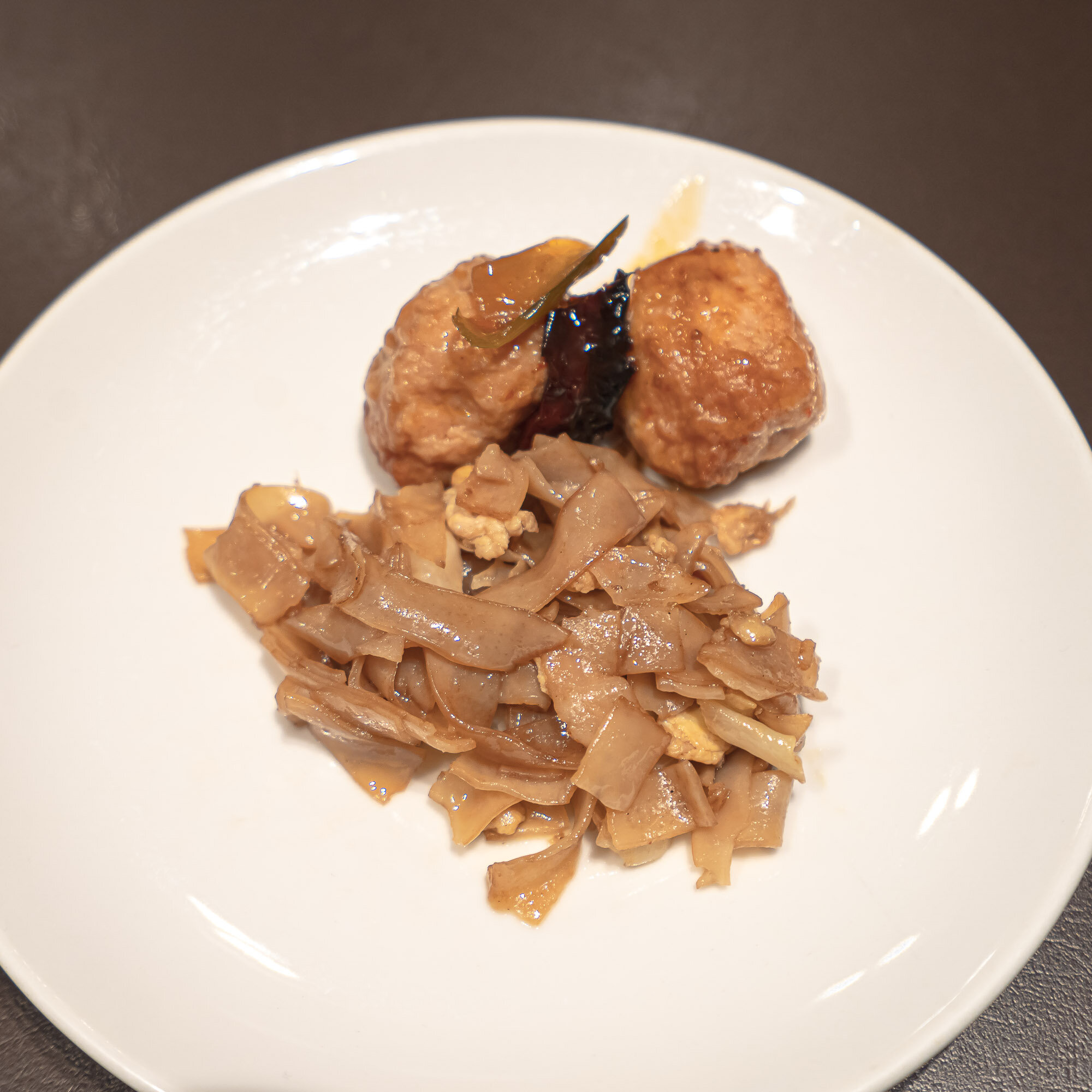 Kway teow and spicy chicken